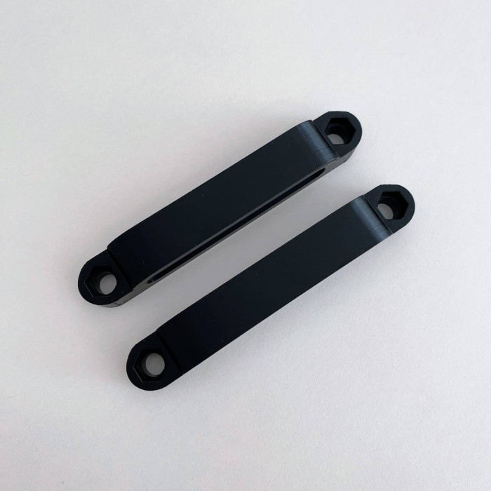 Voge 300DS / 500DS / 500DSX Ön Cam Kızağı / Tutucu Set